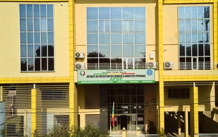 Suspects exposés en ligne : l’APDP rappelle la loi